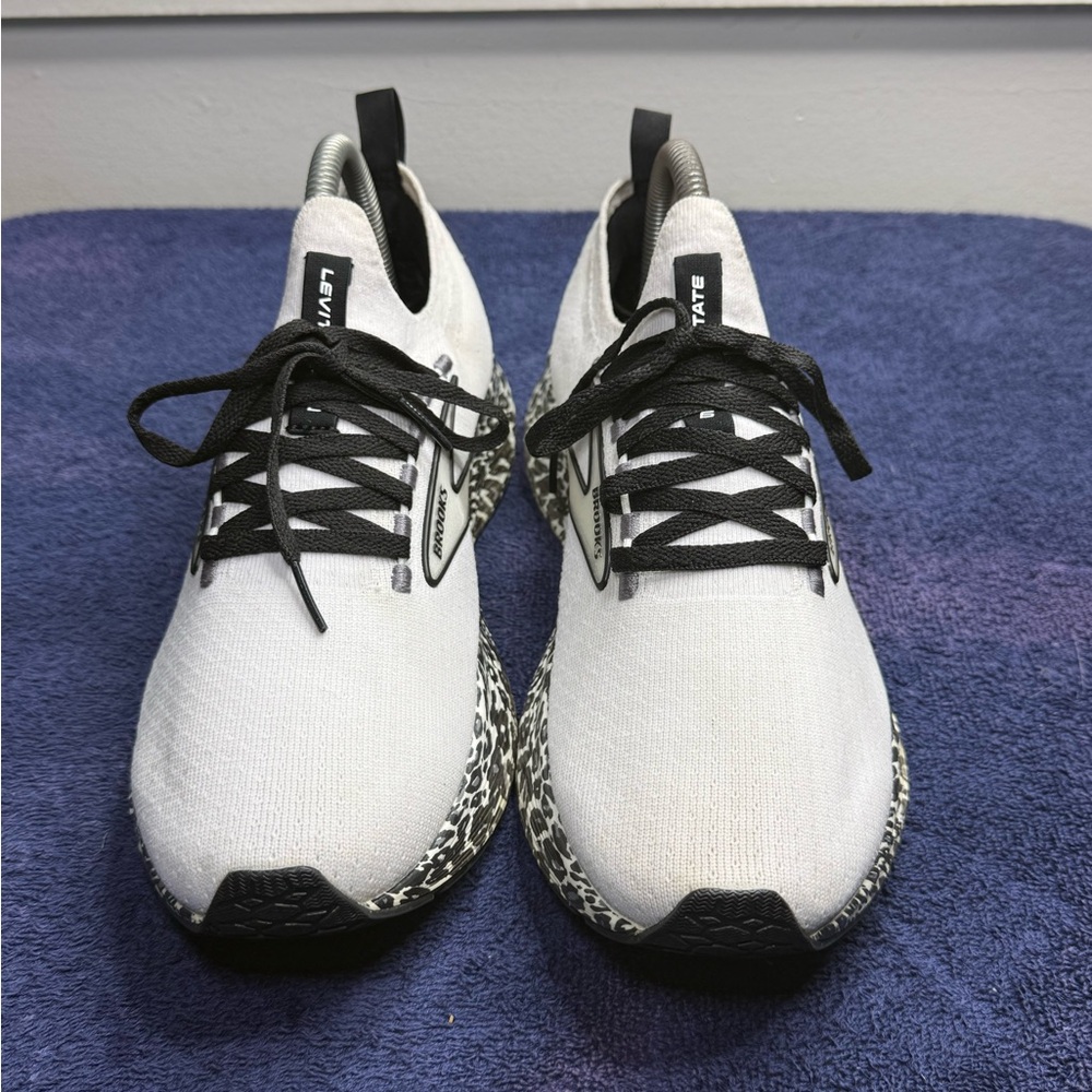 Brooks White and Black Athletic Shoes - Picture 2 of 9